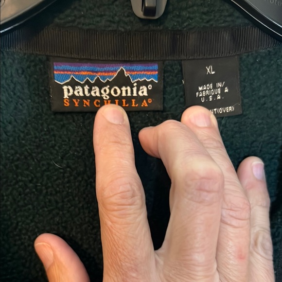 Patagonia Forest Green Zip Up Fleece Sweater - Picture 2 of 4